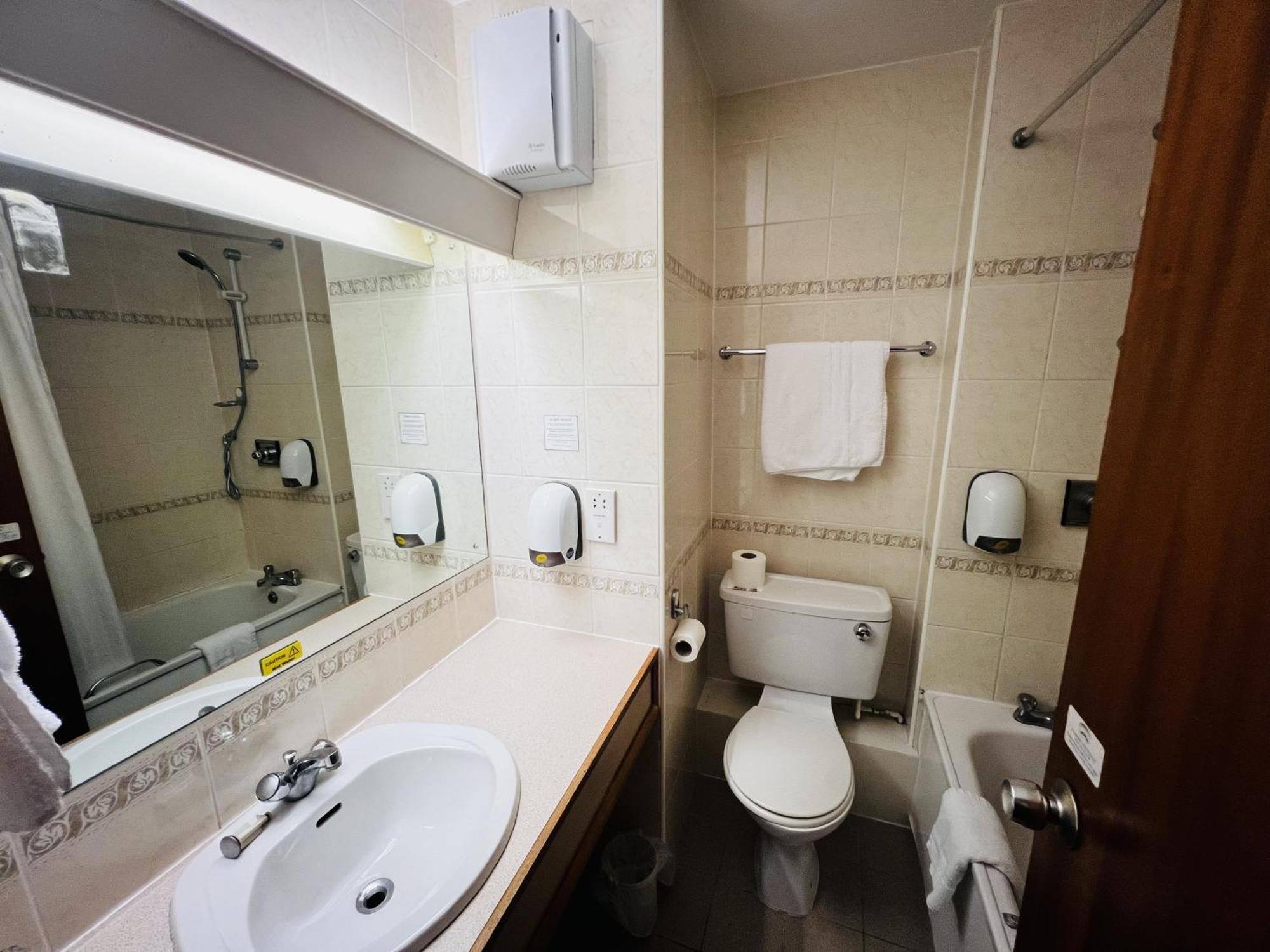 Ox Hotel Carlisle Carlisle  Dış mekan fotoğraf